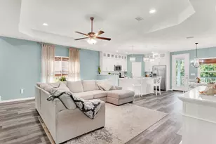 330 Marquis Wy, Freeport, FL 32439 - Photo 4