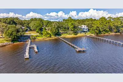 2979 Holley Point Road, Navarre, FL 32566 - Photo 16