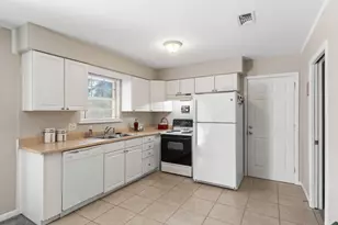119 Jamestown Ave, Fort Walton Beach, FL 32547 - Photo 14