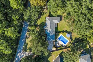 7555 Allie Grimes Rd, Navarre, FL 32566 - Photo 10