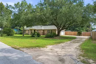 7555 Allie Grimes Rd, Navarre, FL 32566 - Photo 4