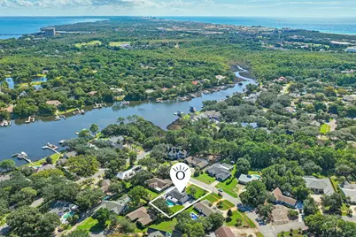 84 W Country Club Drive, Destin, FL 32541 - Photo 4