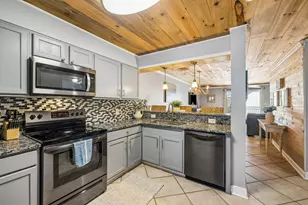 11 Driftwood Rd, Miramar Beach, FL 32550 - Photo 16