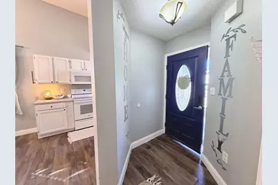 1702 Colonial Court, Fort Walton Beach, FL 32547 - Photo 10