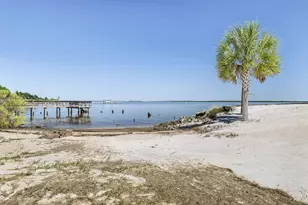 1732 St Mary's Bay Dr, Milton, FL 32583 - Photo 98