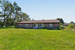 7085 Frank Reeder Rd, Pensacola, FL 32526 - Photo 6