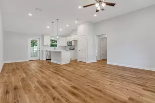 1953 Justice Cir, Gulf Breeze, FL 32563 - Photo 6