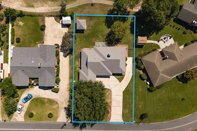136 Country Club Road, Shalimar, FL 32579 - Photo 10
