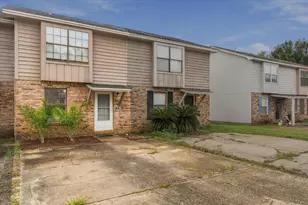 412 NW Sea Rover Ln, Fort Walton Beach, FL 32548 - Photo 4