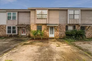 412 NW Sea Rover Ln, Fort Walton Beach, FL 32548 - Photo 6