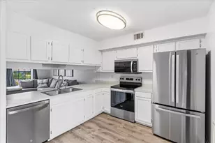 412 NW Sea Rover Ln, Fort Walton Beach, FL 32548 - Photo 14