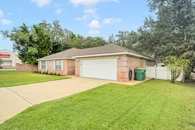 98 Point Comfort Road, Mary Esther, FL 32569 - Photo 8