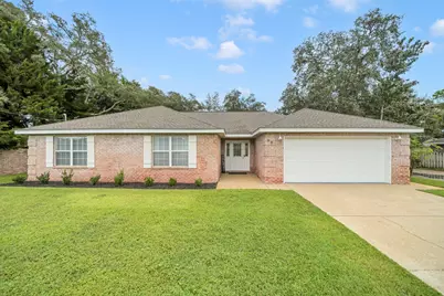 98 Point Comfort Road, Mary Esther, FL 32569 - Photo 1