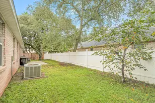 98 Point Comfort Rd, Mary Esther, FL 32569 - Photo 44