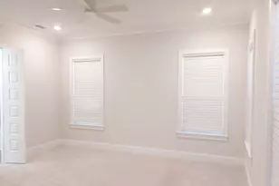 77 J Hunters Way, Freeport, FL 32439 - Photo 4