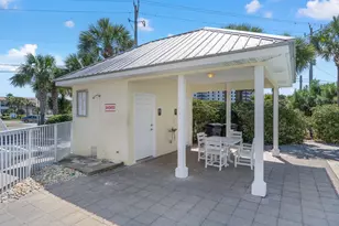 8436 Gulf Blvd, Navarre, FL 32566 - Photo 38