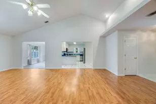 2803 MacGregor Ln, Crestview, FL 32539 - Photo 4
