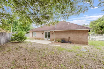 2803 Macgregor Lane, Crestview, FL 32539 - Photo 34