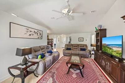 4810 Kitty Hawk Circle, Gulf Breeze, FL 32563 - Photo 4