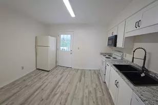 200 Davenport Rd, Fort Walton Beach, FL 32547 - Photo 6