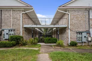 112 Country Club Dr, Niceville, FL 32578 - Photo 2