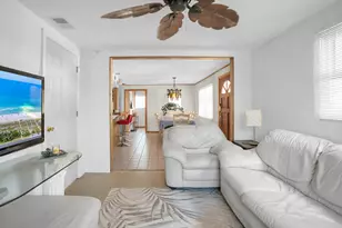 118 E Lakeshore Dr, Panama City Beach, FL 32413 - Photo 8
