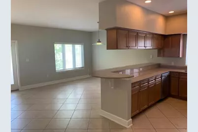 119 Beal Parkway #201, Fort Walton Beach, FL 32548 - Photo 2