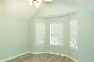 511 Woodland Park Cir, Mary Esther, FL 32569 - Photo 10