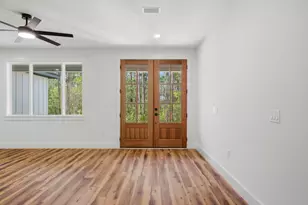 7977 Williams Creek Dr, Navarre, FL 32566 - Photo 2
