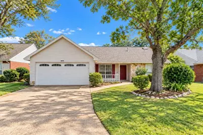 1567 Meadowbrook Court, Niceville, FL 32578 - Photo 1
