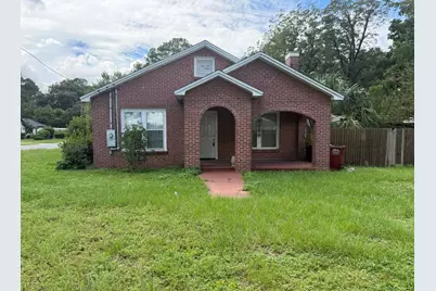 398 S Spring Street, Crestview, FL 32536 - Photo 1