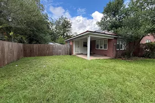 398 S Spring St, Crestview, FL 32536 - Photo 4