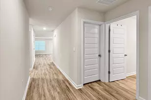 3135 Van Day Way, Crestview, FL 32539 - Photo 2
