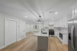 105 Drew Ct, Niceville, FL 32578 - Photo 14