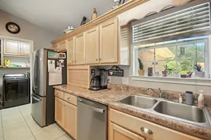 4237 Melton Rd, Milton, FL 32583 - Photo 16