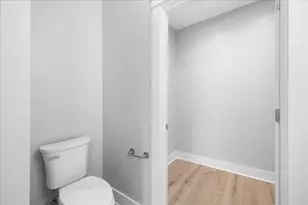 3708 E 7th St, Springfield, FL 32401 - Photo 20