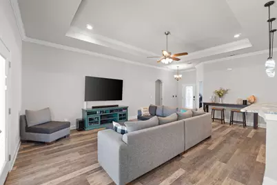 100 Castle Road, Mary Esther, FL 32569 - Photo 8