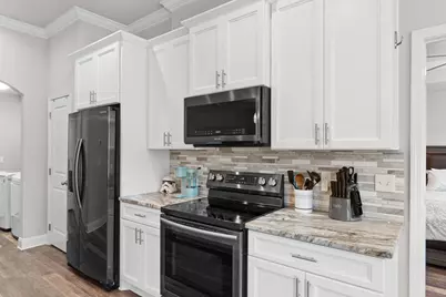 100 Castle Road, Mary Esther, FL 32569 - Photo 14