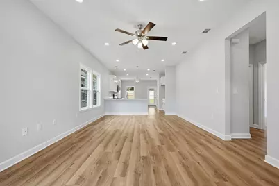 105 Horizon Way, Crestview, FL 32539 - Photo 2