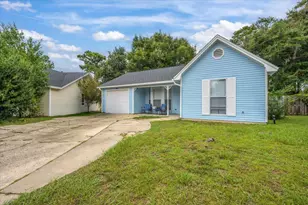 126 Summit Ct, Niceville, FL 32578 - Photo 2