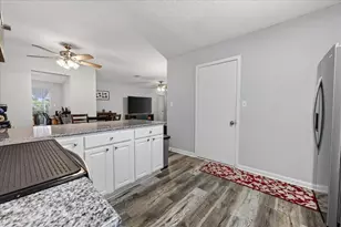 126 Summit Ct, Niceville, FL 32578 - Photo 16