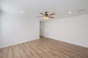 3869 2nd Ave, Laurel Hill, FL 32567 - Photo 6
