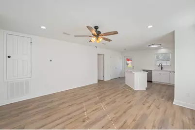 3869 Second Avenue, Laurel Hill, FL 32567 - Photo 8