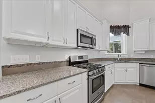 266 Florida Ave, Valparaiso, FL 32580 - Photo 10