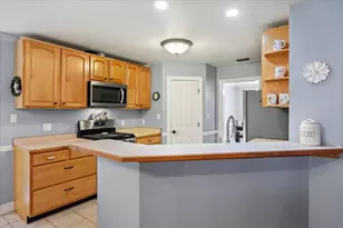2025 Buckley Dr, Navarre, FL 32566 - Photo 16