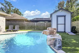 38 SE Pryor Rd, Fort Walton Beach, FL 32548 - Photo 4