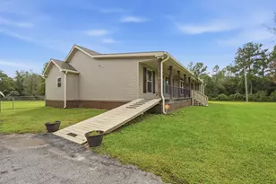 6019 Old River Rd, Baker, FL 32531 - Photo 12