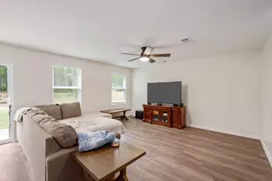 9151 Three Holw Rd, Jay, FL 32565 - Photo 8