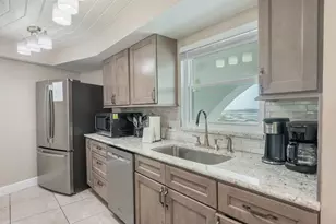 909 Santa Rosa Blvd, Fort Walton Beach, FL 32548 - Photo 1
