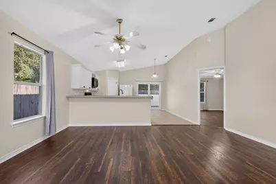 1269 Jefferyscot Drive, Crestview, FL 32536 - Photo 6